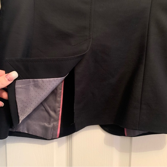 Banana Republic Navy Blazer with Pinstripe cuffs - Picture 7 of 9